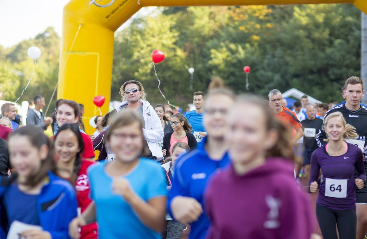 Bild vom 9. Benefizlauf im Jahr 2016. Dies ist das 59. Bild.